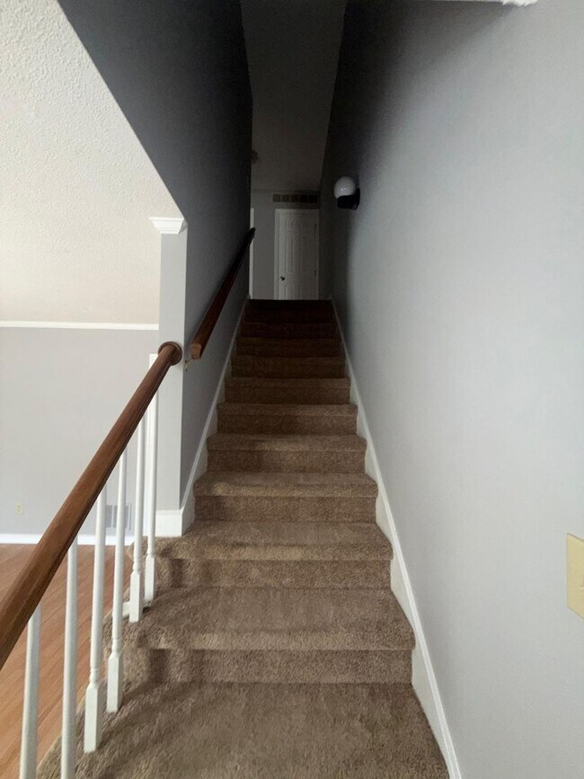 Foto del edificio - 4704 Lawndale Dr