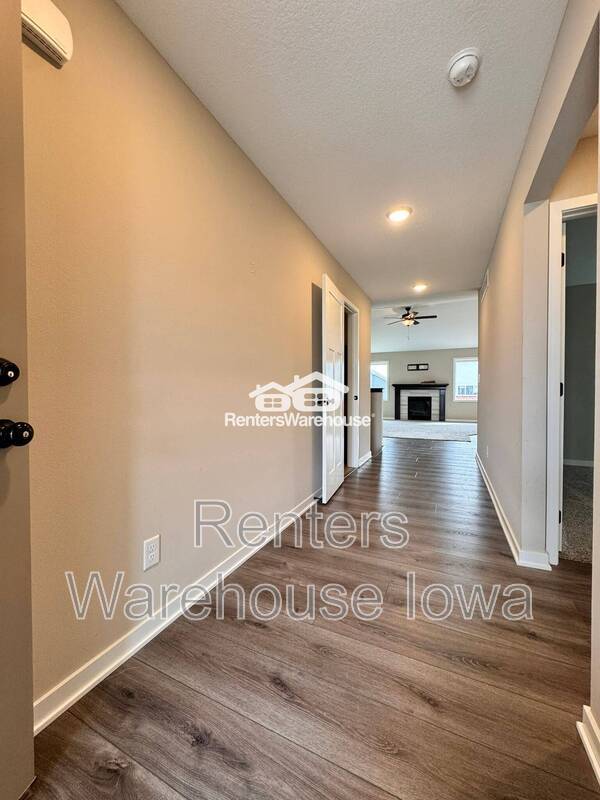 Building Photo - 1200 Locust St