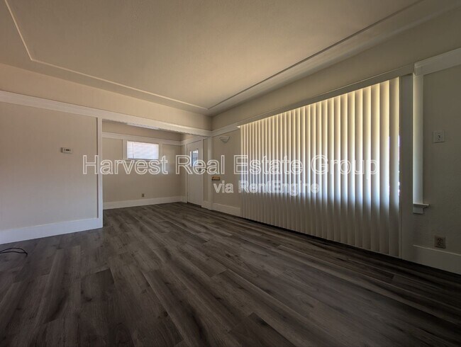 Foto del edificio - 5932 Morse Dr