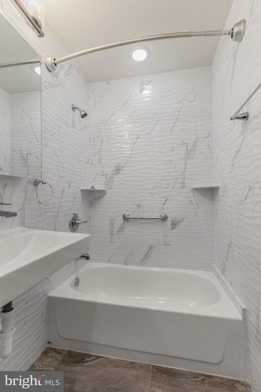 Building Photo - 624 N 35th St