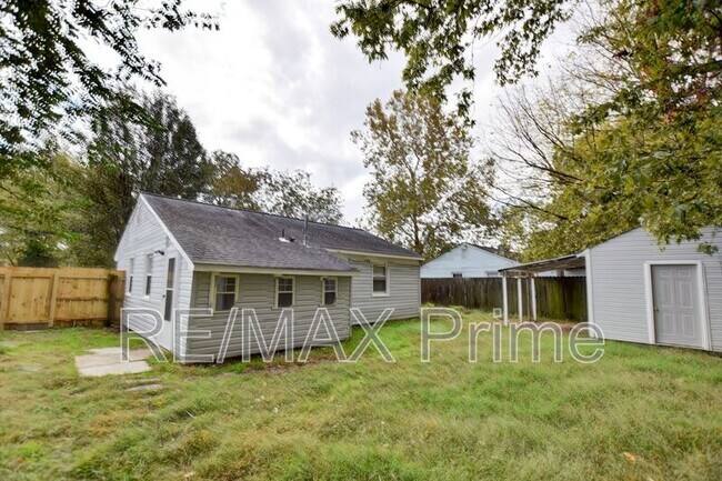 Foto del edificio - 1923 Bancroft Dr