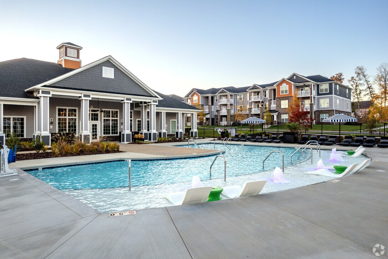 Walker Steele Creek Apartments 12509 Crown Park Ct Charlotte, NC