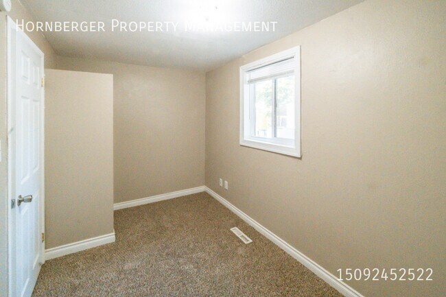 Foto del edificio - 611 E Longfellow Ave