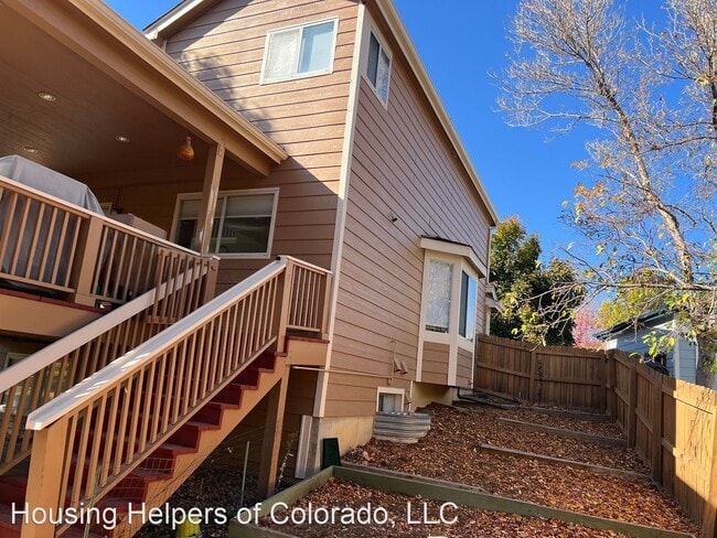 Building Photo - 6 br, 3.5 bath House - 2166 Firestone Way