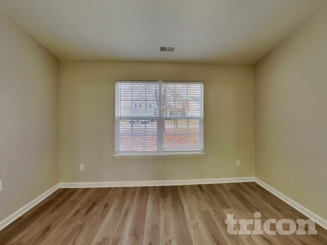 Foto del edificio - 3665 Watkins Ridge Ct