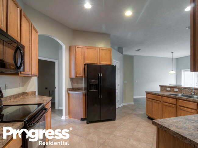 Building Photo - 3558 Silver Bluff Blvd