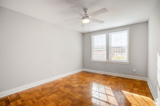 1BR, 1BA - 595SF - Living Area - Unit 1 - Chillum Manor Apartments