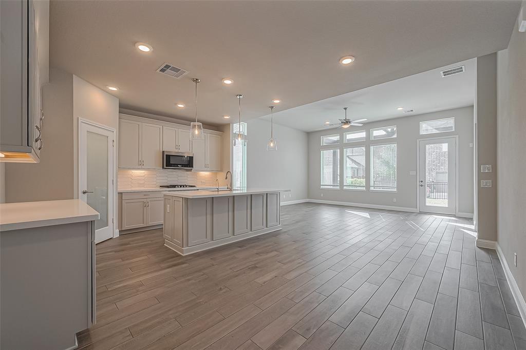 Foto principal - 18118 Shoreline Vis Ln