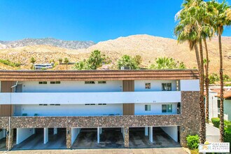 Building Photo - 2301 S Sky View Dr