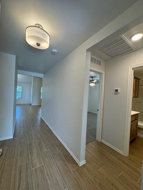 Building Photo - 523 Prairie Dr