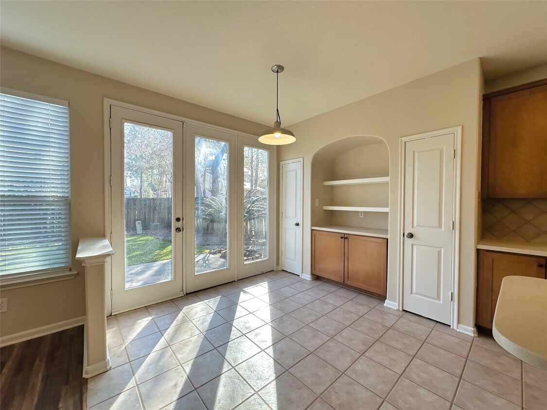 59 N Flickering Sun Cir, The Woodlands, TX 77382 - House Rental in