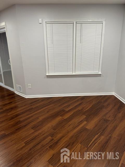 Foto del edificio - 1 Upperbrook Ct