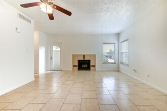 Building Photo - 2021 Spenwick Dr
