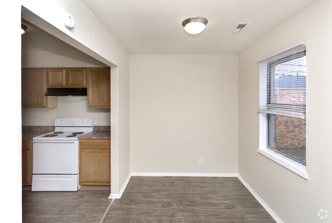 2HAB, 1BA - 890 ft² - Bingham Square