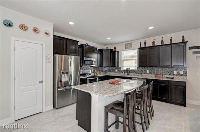 Foto del edificio - 3 br, 2 bath House - 11020 48th St E