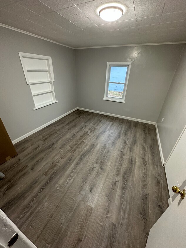 5049 Red Arrow Hwy, Coloma, MI 49038 House Rental in Coloma, MI