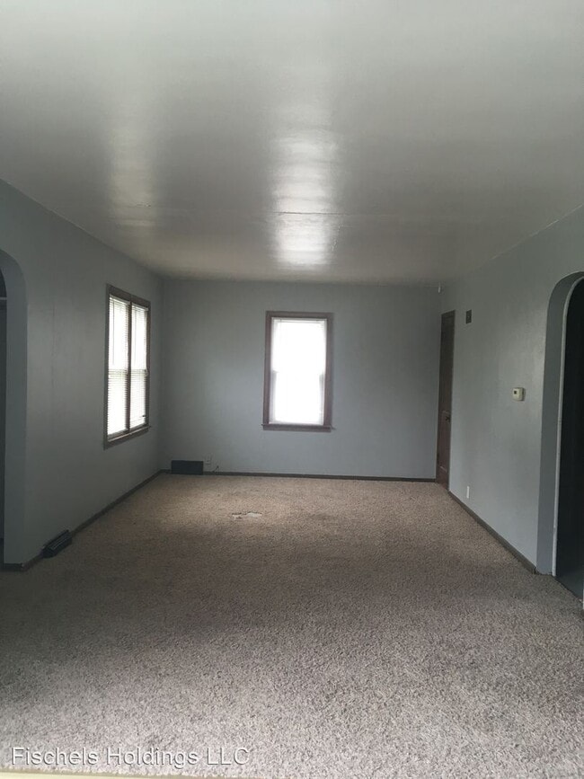Building Photo - 3 br, 1 bath House - 1324 Stratford