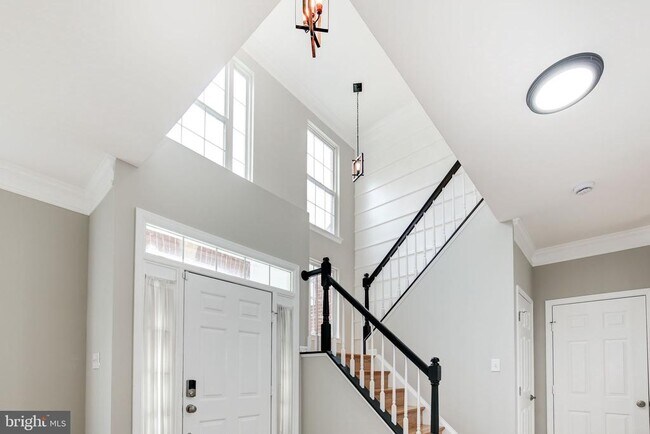 Foto del edificio - 2408 Ripplemeade Ct