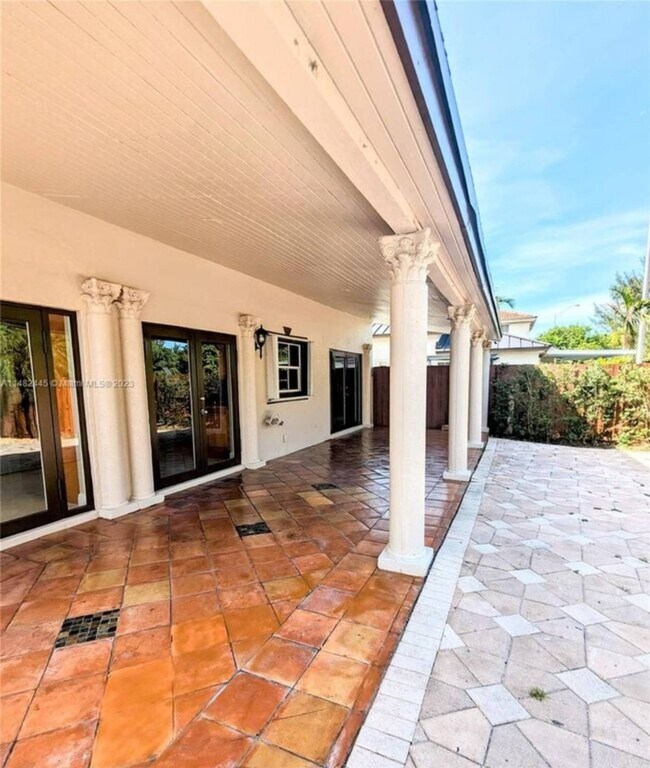 Foto del edificio - 12969 NW 11th Terrace