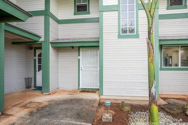 Foto del edificio - Upgraded & Remodeled 2/2/2 in Ku'ulako - Mililani Mauka