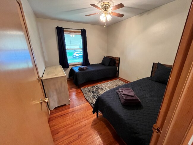 Foto del edificio - 4943 NE Gladstone Ave