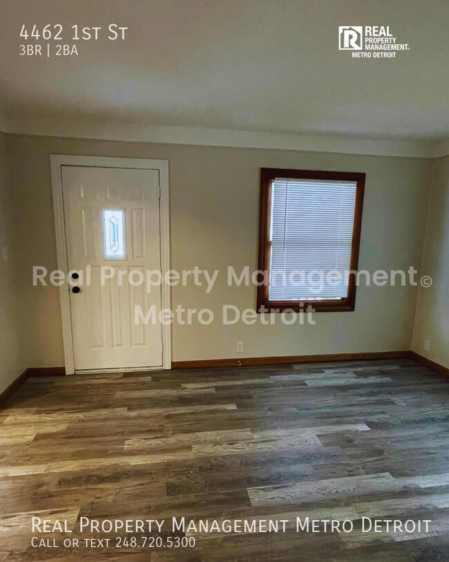 Foto del edificio - 4462 1st St