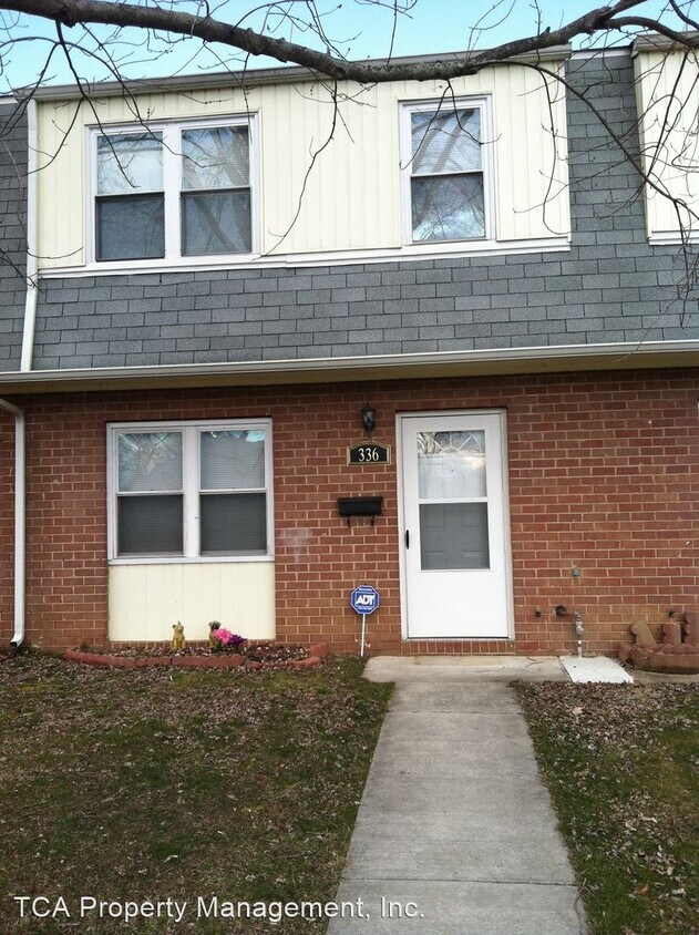 Primary Photo - 3 br, 1 bath House - 336 Center Deen Avenue