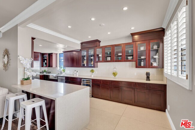 Foto del edificio - 2219 S Bentley Ave