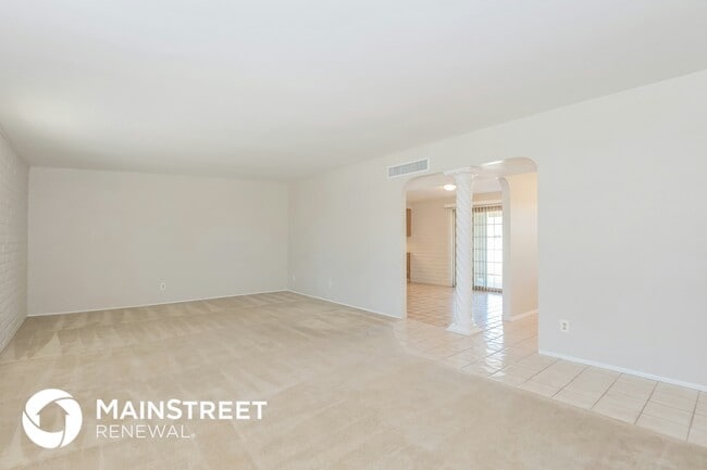 Building Photo - 7341 E 39th St