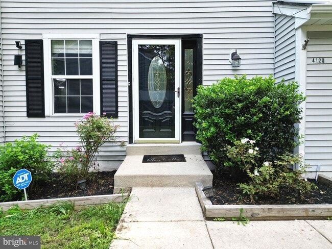 Building Photo - 4120 Lancaster Cir