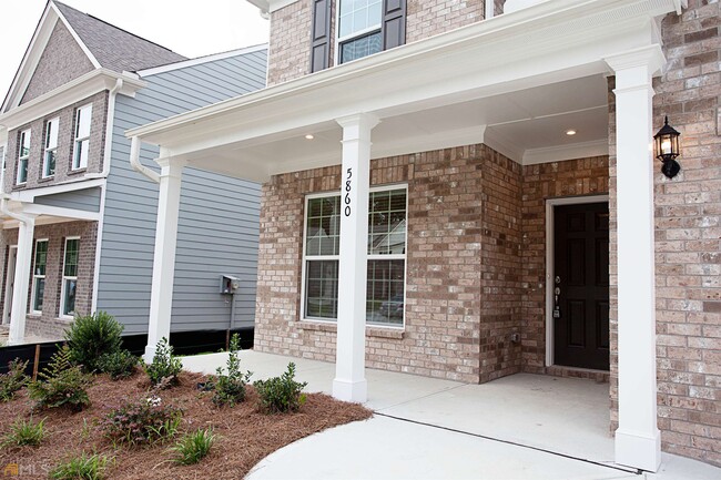 Building Photo - 5860 Wheeler Ridge Rd