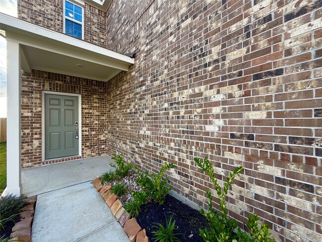 Foto del edificio - 3914 Flora Fld Dr