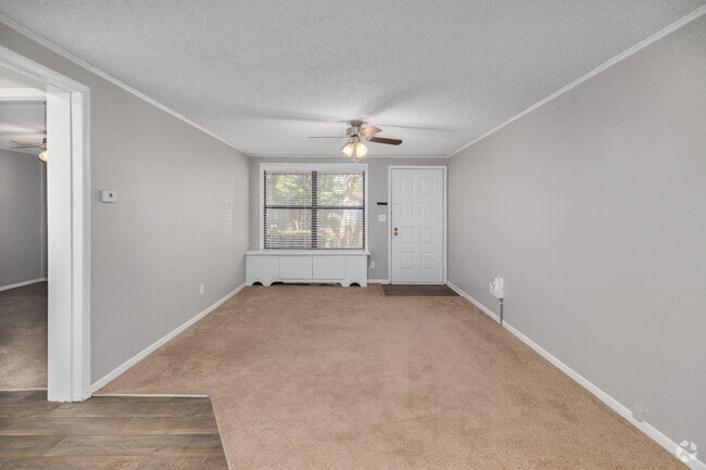1BR, 1BA -576SF-Living Room - Ridgewood Apartments