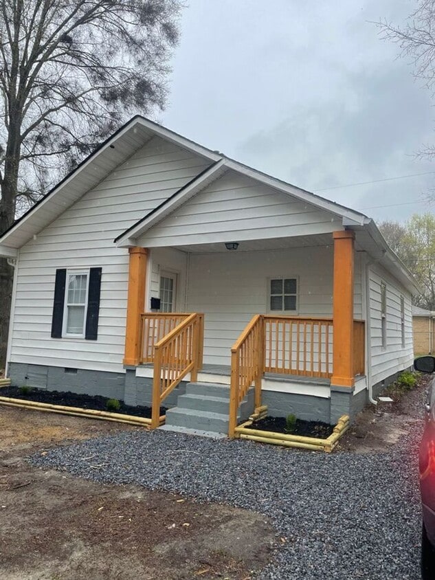 302 Black St, Cherryville, NC 28021 House Rental in Cherryville, NC