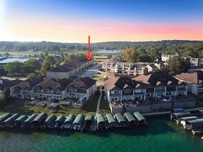 Building Photo - 17570 Hwy 105 W