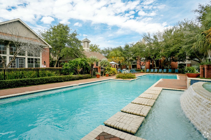 Stella at The Medical Center Rentals Houston, TX