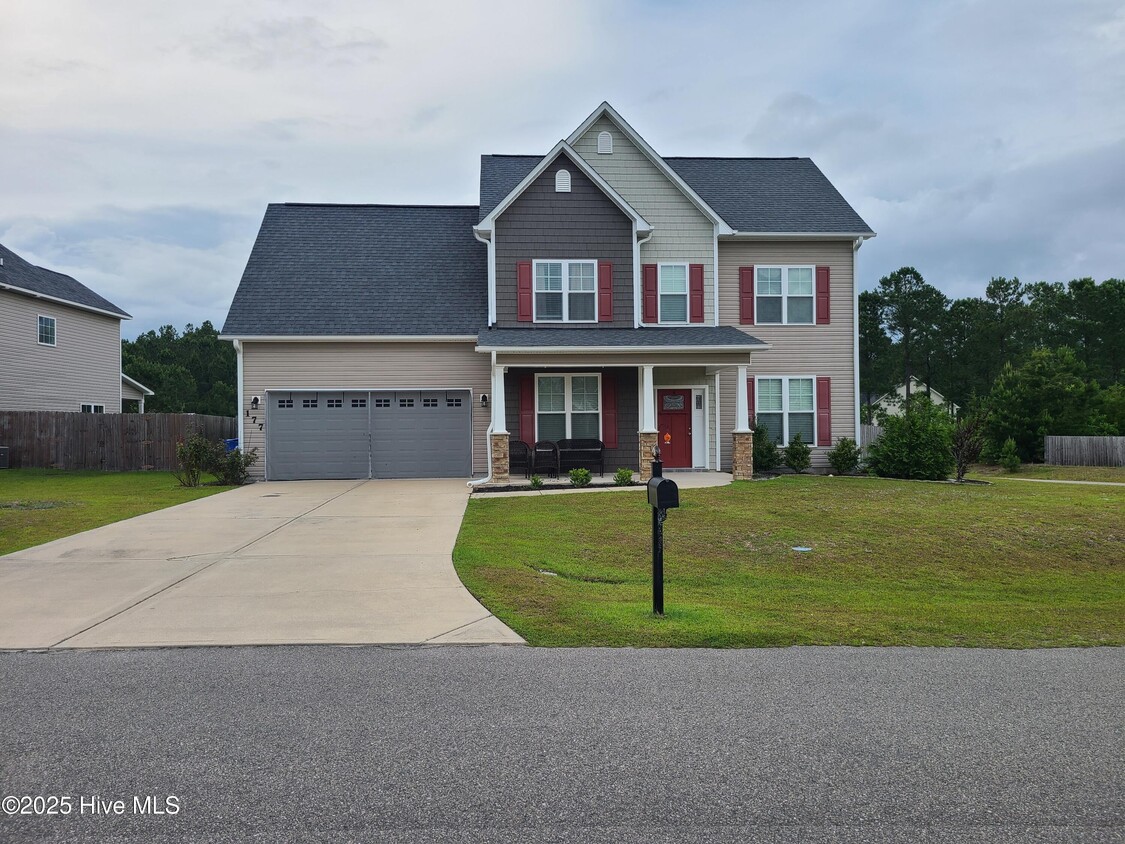 Primary Photo - 177 Pamlico Drive