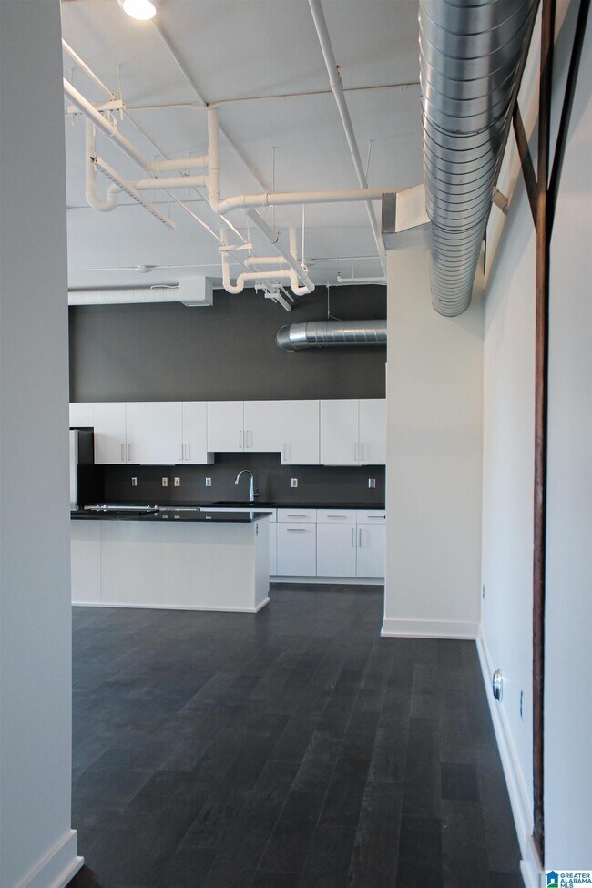 Foto del edificio - 1620 3rd Ave N