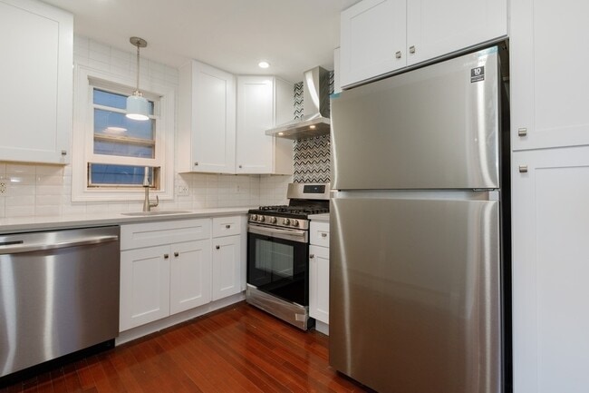 Building Photo - 505 Palisade Ave