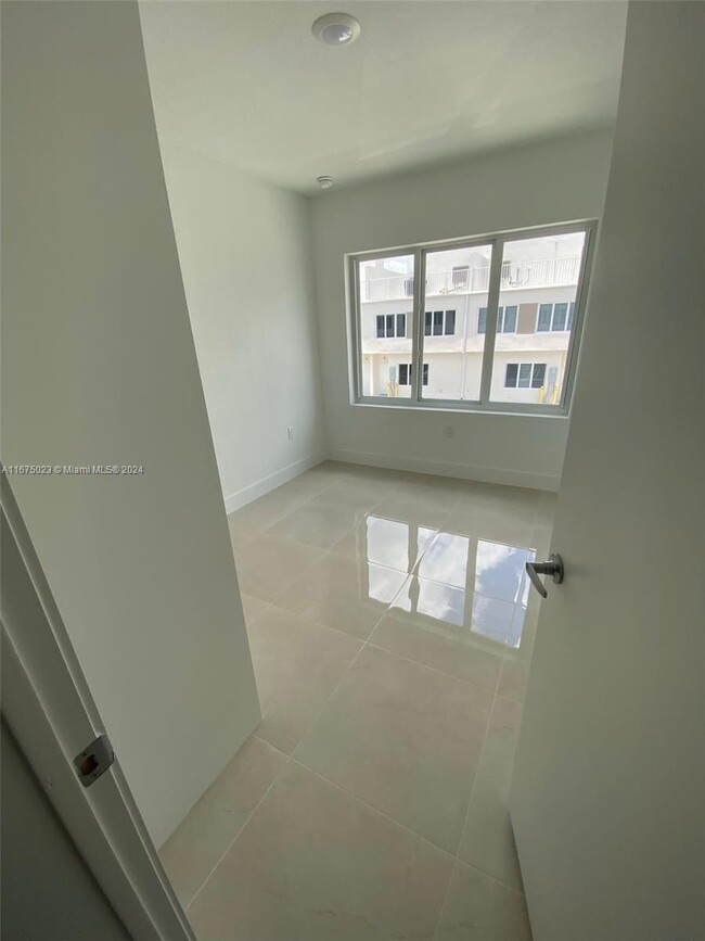 Foto del edificio - 25878 SW 144th Ct