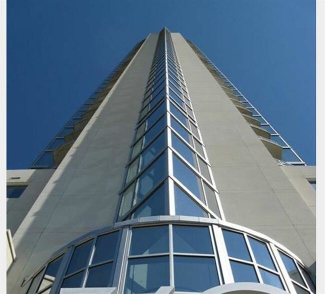 Building Photo - 360 Nueces St