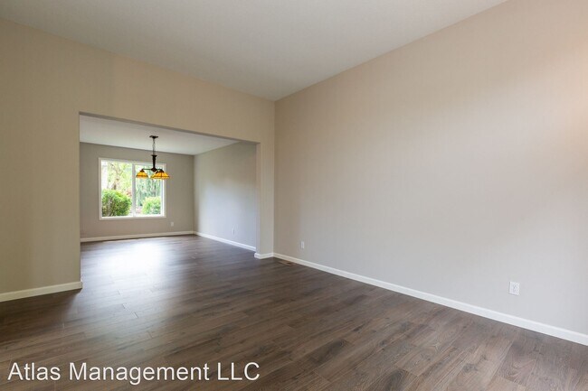 Foto del edificio - 4 br, 2.5 bath House - 12382 SE Huron St
