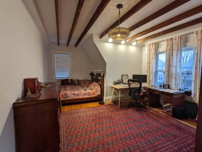 Building Photo - 18 Townsend St