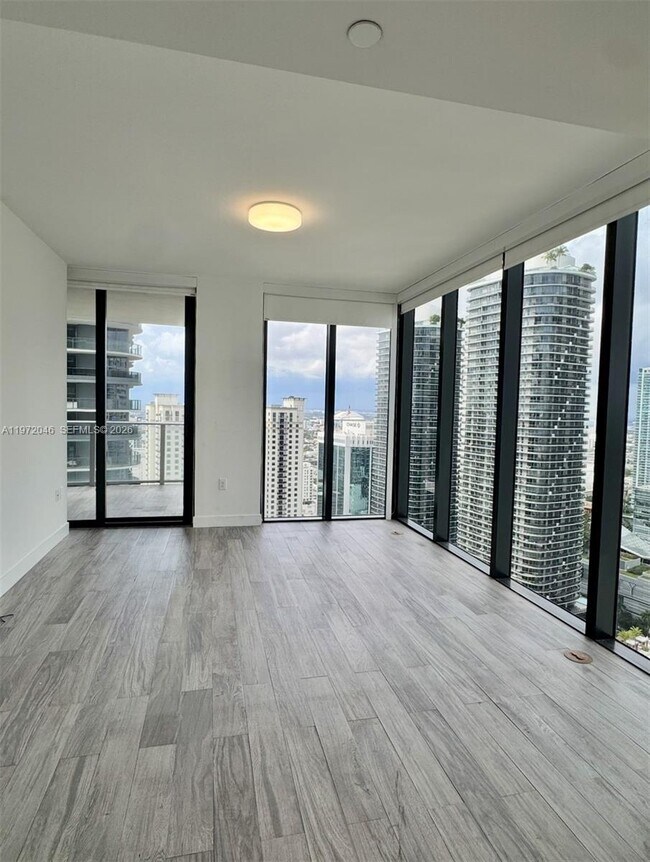 Foto del edificio - 1010 Brickell Ave