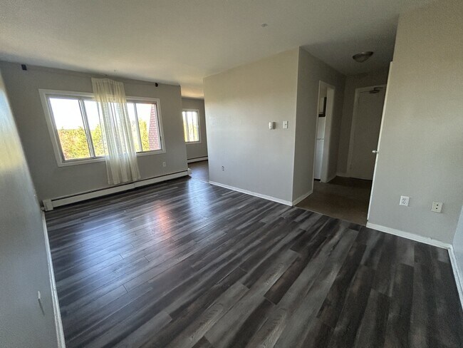 Photo du bâtiment - 15 Reading Crescent