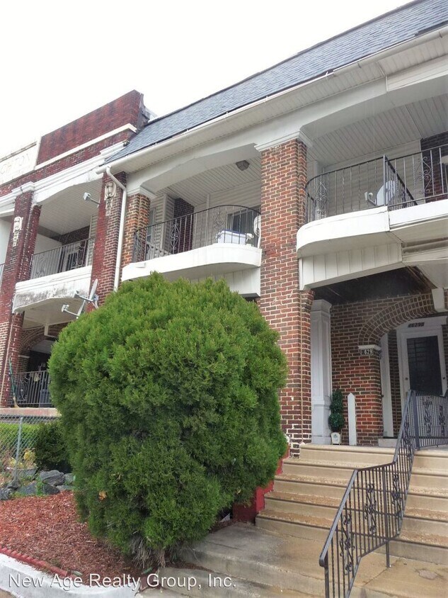 Foto principal - 4629 Sansom St