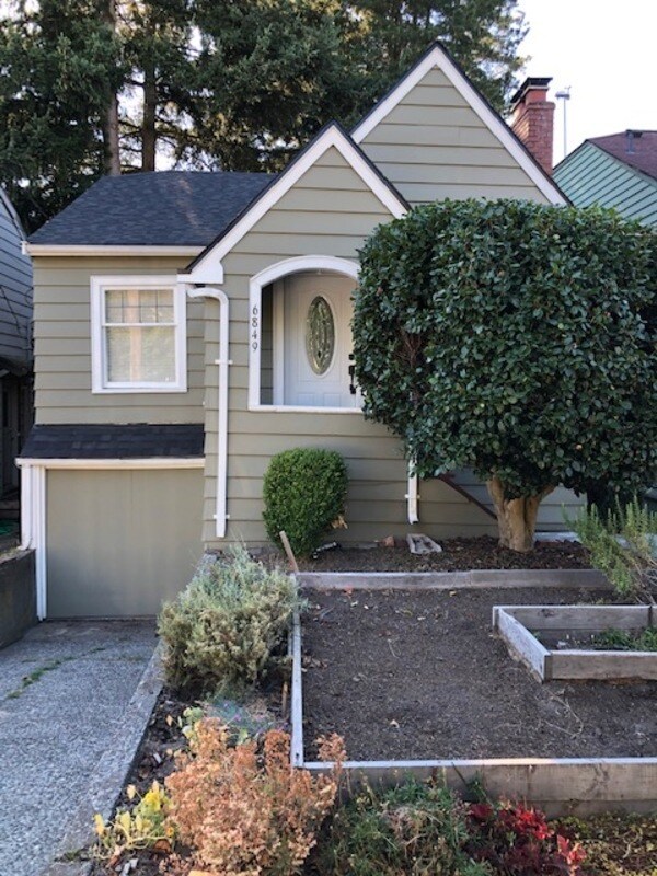 Primary Photo - 6849 16th Ave NE