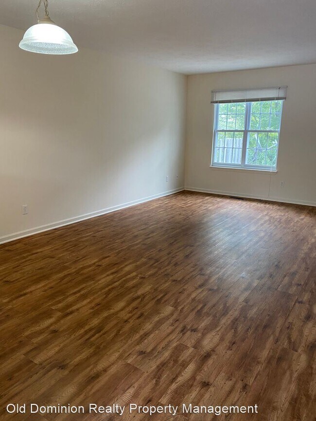 Foto del edificio - 2 br, 2.5 bath House - 2416 Millwood Loop