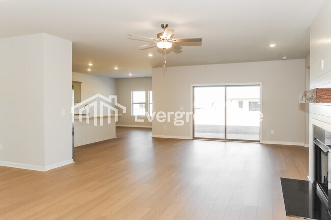 Building Photo - 103 Ashby Pond Dr