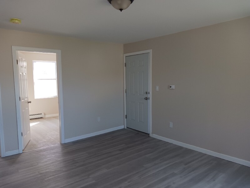 129 Robbins St, Rutland, VT 05701 Room for Rent in Rutland, VT